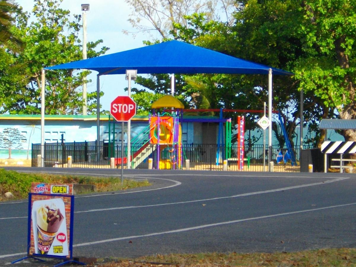 Kurrimine Beach Motel Exterior photo